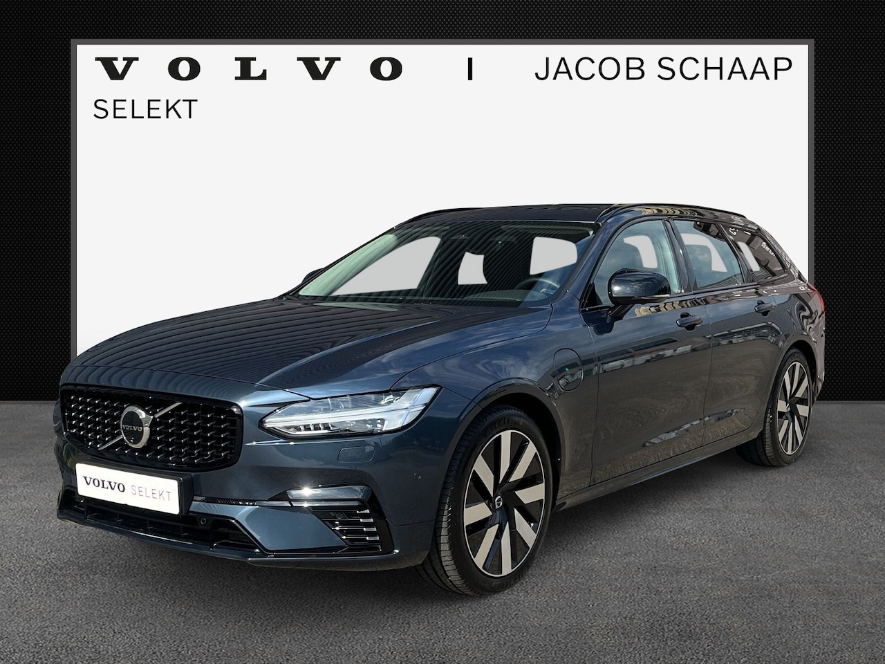 Volvo V90 - T6 Plug-in hybrid AWD Ultra Dark / 360 Camera / Head-Up / Schuif/kanteldak / Trekhaak / Bl - AutoWereld.nl