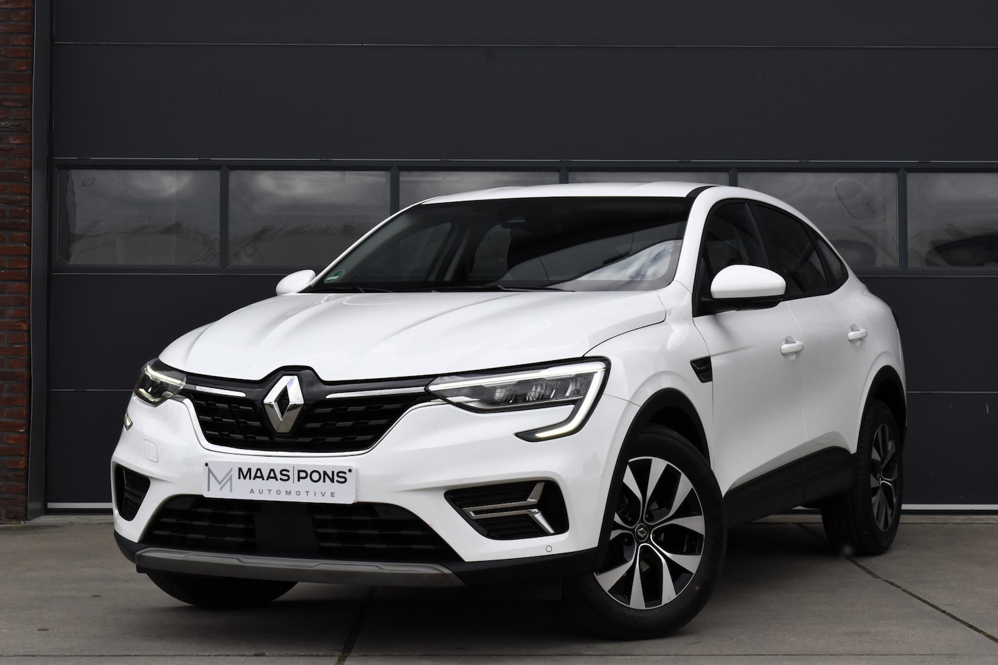 Renault Arkana - 1.3 TCe 140 Automaat Carplay - Camera - Cruise - Clima - AutoWereld.nl