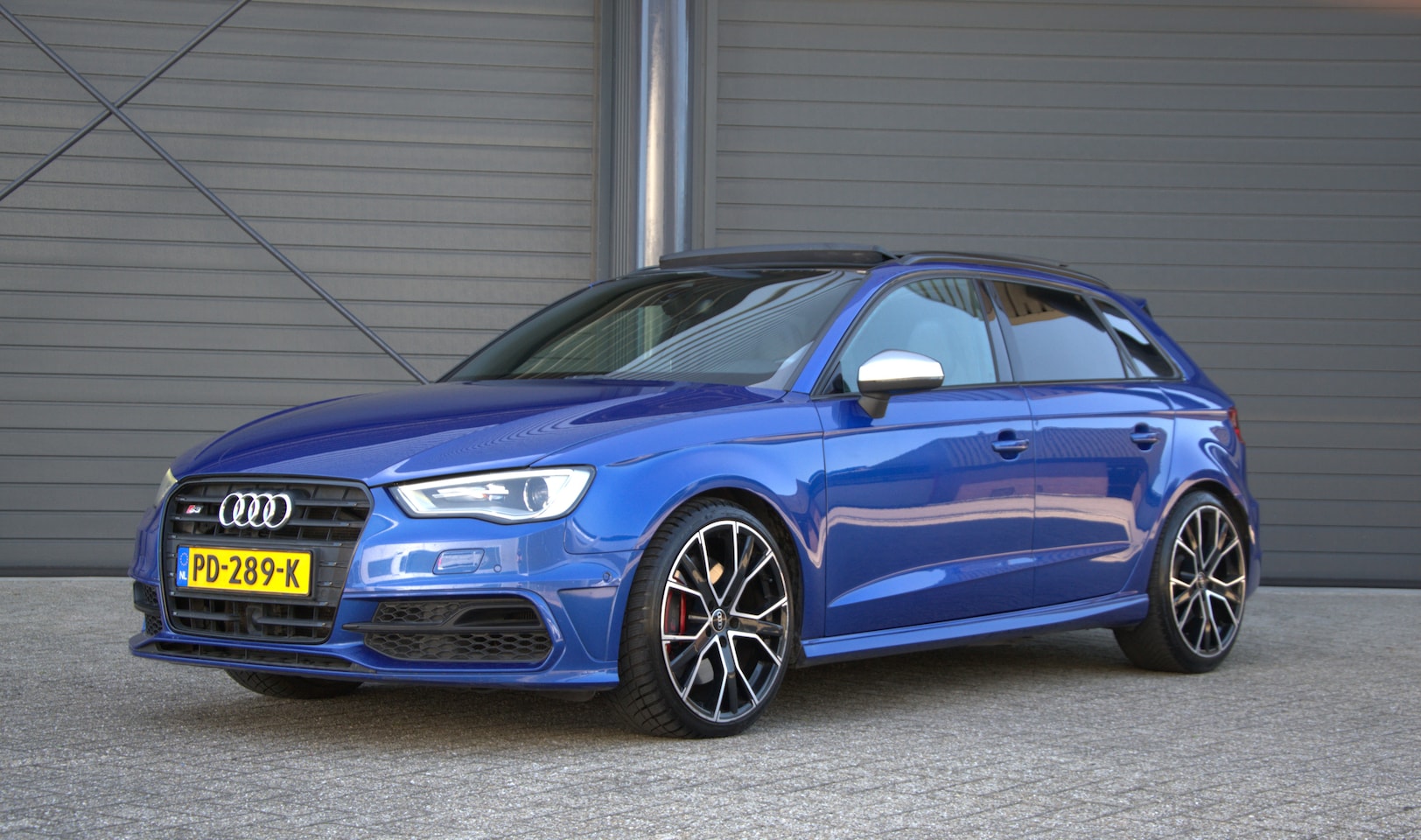 Audi A3 Sportback - 2.0 TFSI q. Pro Line Plus Audi S3 2.0 TFSI Sportback | Goed in de opties | Pano | B&O - AutoWereld.nl