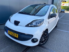 Peugeot 107 - 1.0-12V XR / APK / AIRCO / DAK / SPORT STOEL / VEEL OPTIES / 5DRS / RIJD EN SCHAKELT GOED