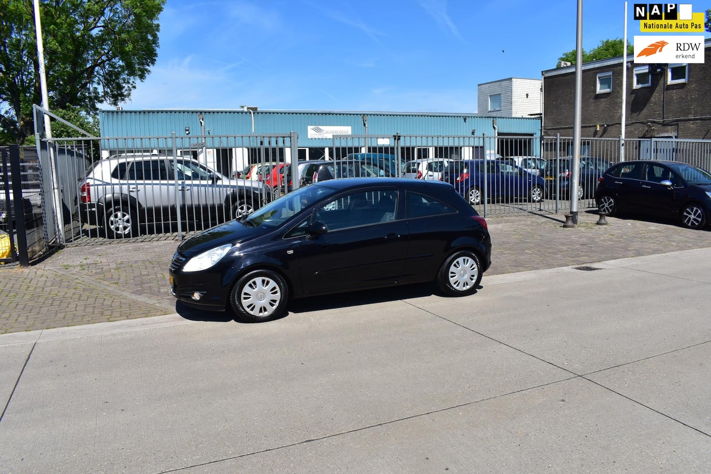 Opel Corsa - 1.4-16V Enjoy 1.4-16V Enjoy - AutoWereld.nl