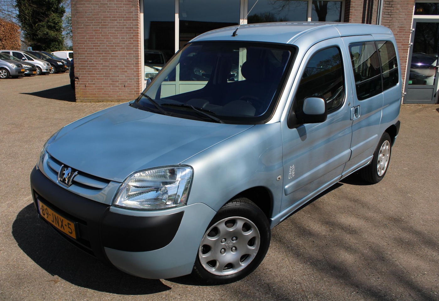 Peugeot Partner MPV - 1.6 DISTRIBUTIE NIEUW,  AIRCO, Cruise control, Elektr. ramen V, L en R Zijschuifdeur, Acht - AutoWereld.nl