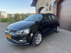 Volkswagen Polo - 1.2 TSI Comfortline 90PK/Airco/Stoelverwarming/Parkeersensoren/ Elekt Spiegels/Elekt Ramen