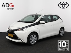 Toyota Aygo - 1.0 VVT-i x-play | Airco | Navigatie | Camera |