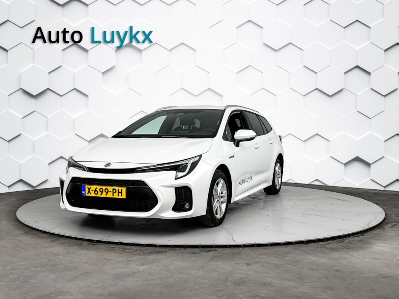 Suzuki Swace - 1.8 Hybrid Style | 6 jaar Fabrieksgarantie | DEMO - AutoWereld.nl