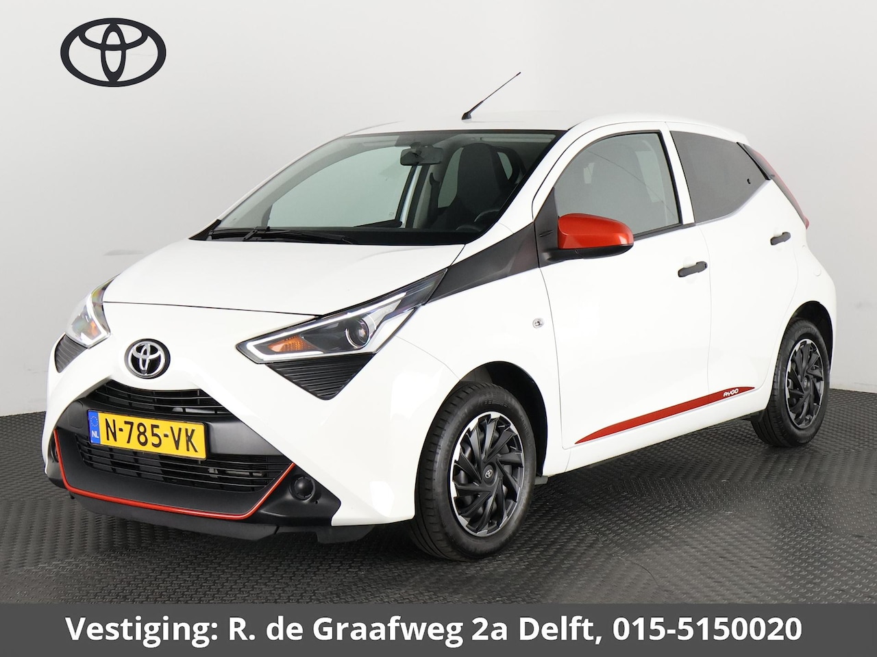 Toyota Aygo - 1.0 VVT-i X-Fun + Coral Red Pack | Airco | Bluetooth | Privacy Glass | - AutoWereld.nl