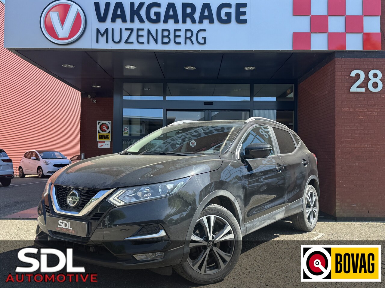 Nissan Qashqai - 1.3 DIG-T N-Connecta // PANO DAK // NAVI // CLIMA // CRUISE // CAMERA // - AutoWereld.nl