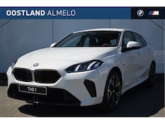 BMW 1-serie - 120 M Sport Automaat / Sportstoelen / Parking Assistant / Driving Assistant / DAB