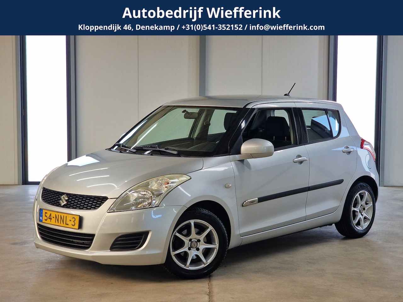 Suzuki Swift - 1.2 Comfort EASSS stoelverwarming | airco | multifunctioneel stuur | - AutoWereld.nl