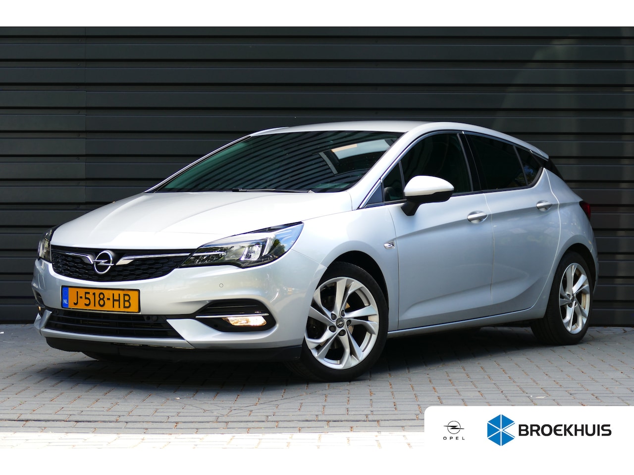 Opel Astra - 1.2 TURBO 130PK 5-DRS EDITION / NAVI / LED / PDC / CLIMA / 17"LMV / CAMERA / AGR / TREKHAA - AutoWereld.nl