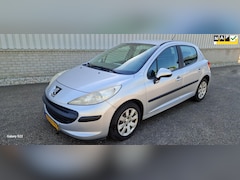 Peugeot 207 - 1.6 HDI Cool 'n Blue