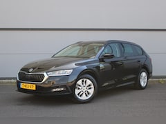 Skoda Octavia Combi - 1.0 e-TSI Business Edition | Trekhaak | LED | Cruise | PDC V+A | Elek. Achterklep | Climat