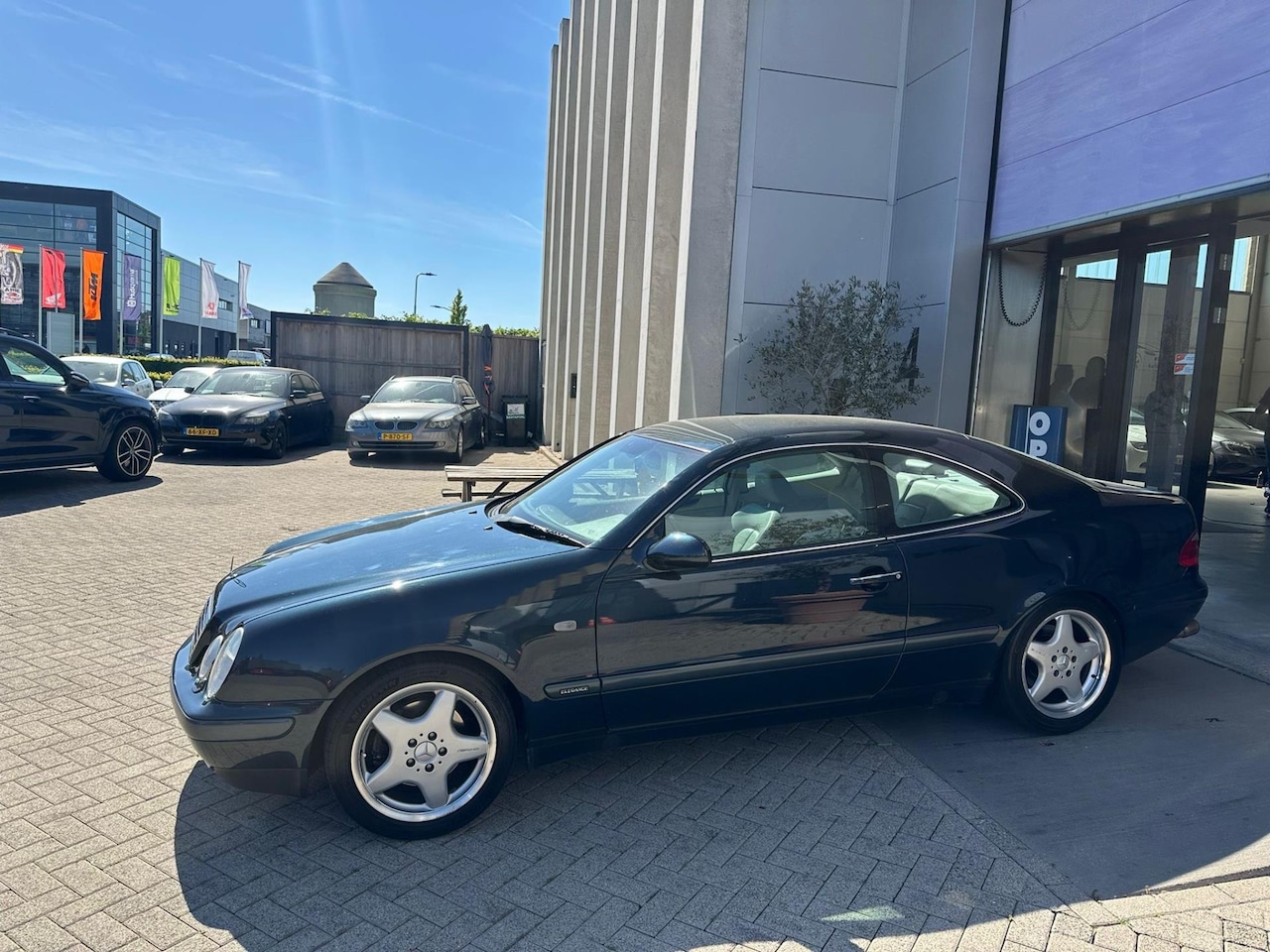 Mercedes-Benz CLK-klasse Coupé - 320 Elegance Automaat! INRUIL MOGELIJK! - AutoWereld.nl