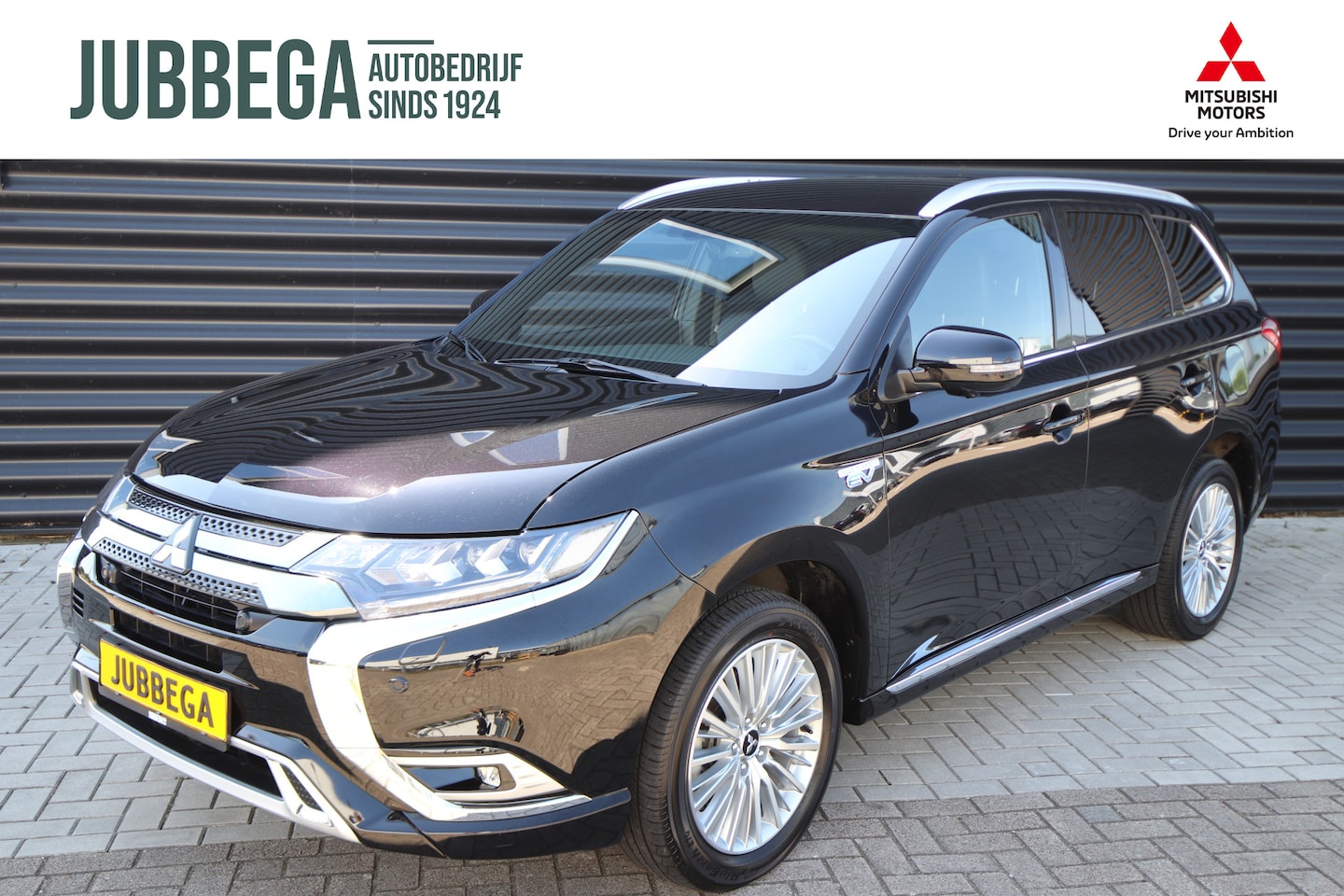 Mitsubishi Outlander - 2.4 PHEV Instyle Leder, E.achterklep - AutoWereld.nl