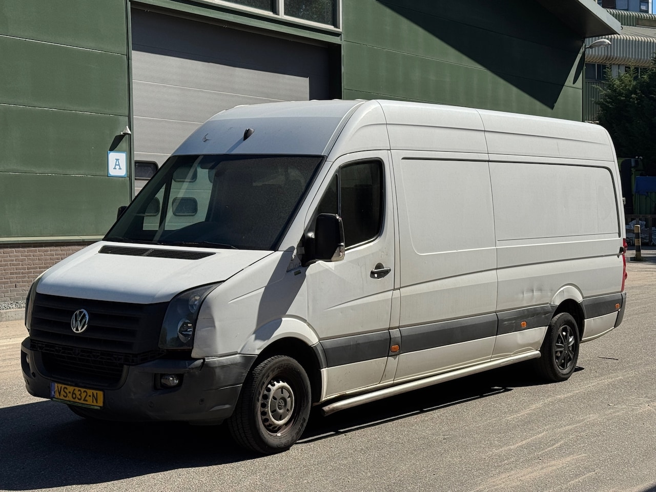 Volkswagen Crafter - 32 2.0 TDI L3H3 MAXI - AutoWereld.nl