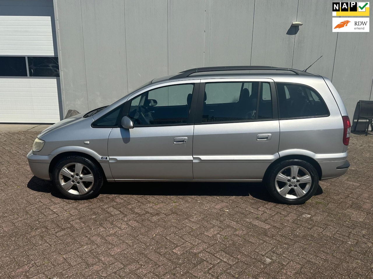 Opel Zafira - 1.6-16V Maxx 7 persoons met 111708 NAP!! - AutoWereld.nl