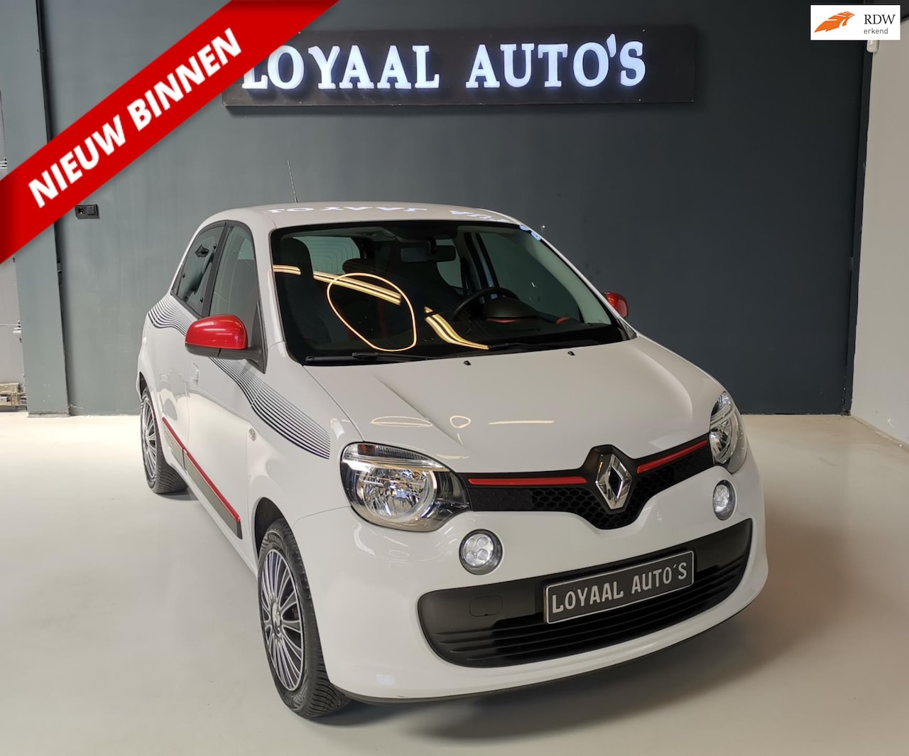Renault Twingo - | AIRCO | CRUISE | ELEK.RAMEN | NAP | APK. 1.0 SCe Collection - AutoWereld.nl