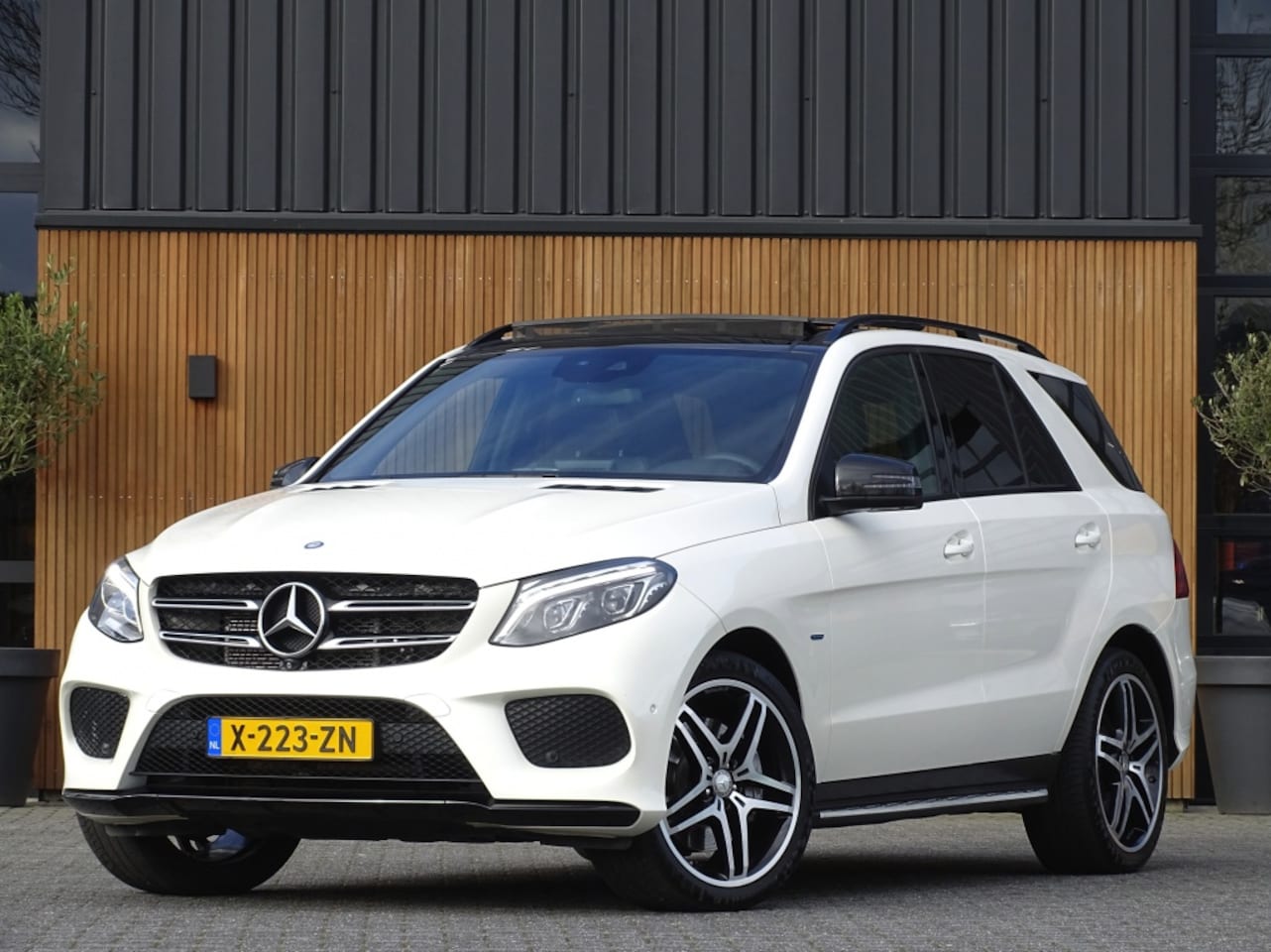 Mercedes-Benz GLE-Klasse - 500e 4M. 442PK AMG Sport Designo Ed. / LED - AutoWereld.nl