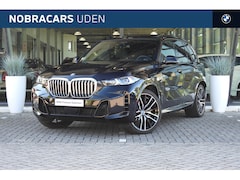 BMW X5 - xDrive50e High Executive M Sport Automaat / Panoramadak Sky Lounge / Trekhaak / Bowers & W