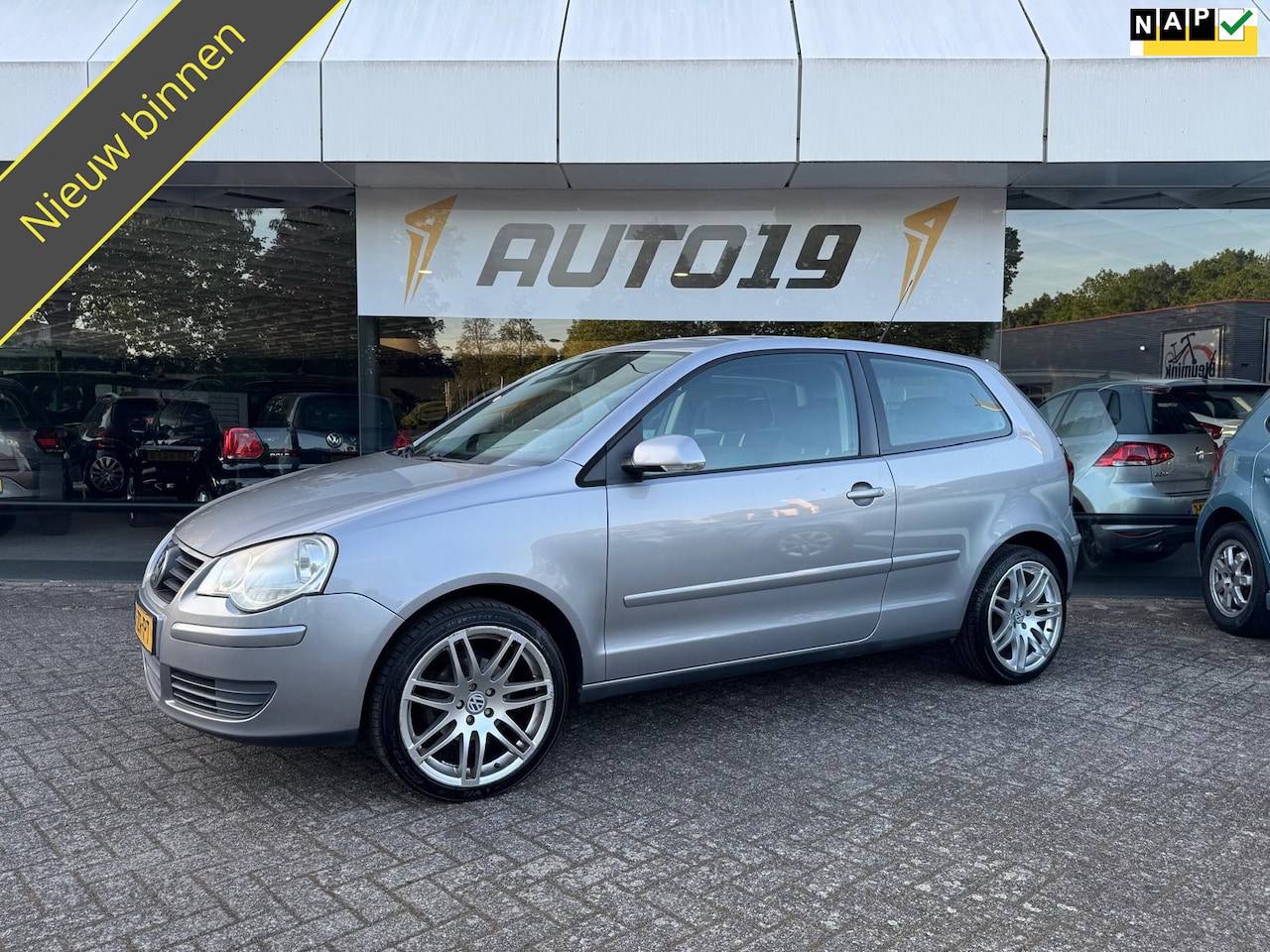 Volkswagen Polo - 1.4-16V Optive 1.4-16V Optive - AutoWereld.nl