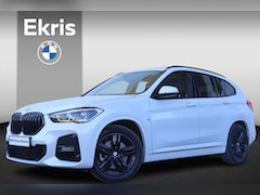 BMW X1 - sDrive20i High Executive M-Sportpakket / Panoramadak / Trekhaak / 18'' /