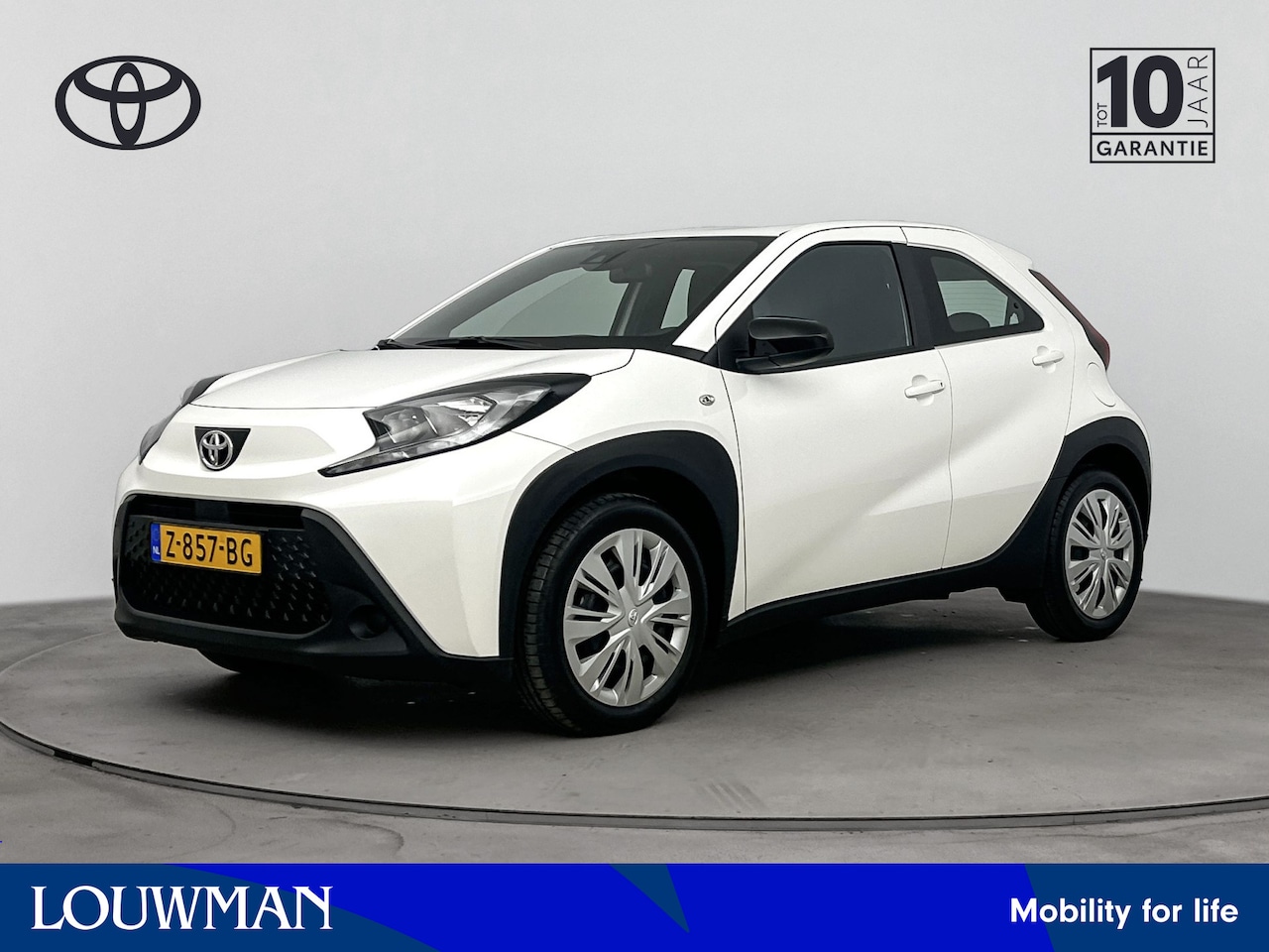 Toyota Aygo X - 1.0 VVT-i S-CVT Play | Apple Carplay | Camera | Android auto | - AutoWereld.nl