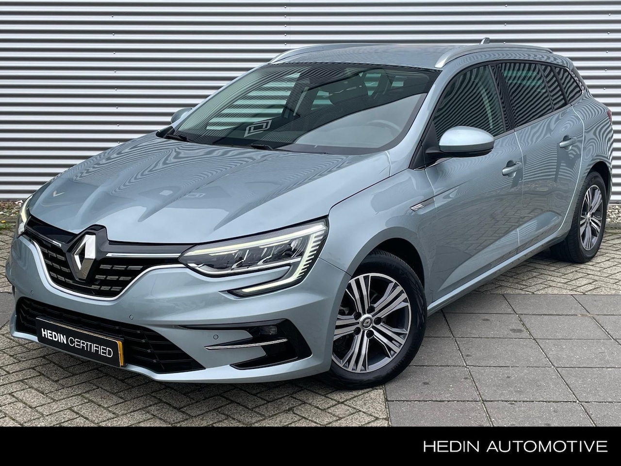 Renault Mégane Estate - 1.3 TCe 140 Intens | Parkeersensoren Voor & Achter | Regensensor | Navigatie | Cruise cont - AutoWereld.nl