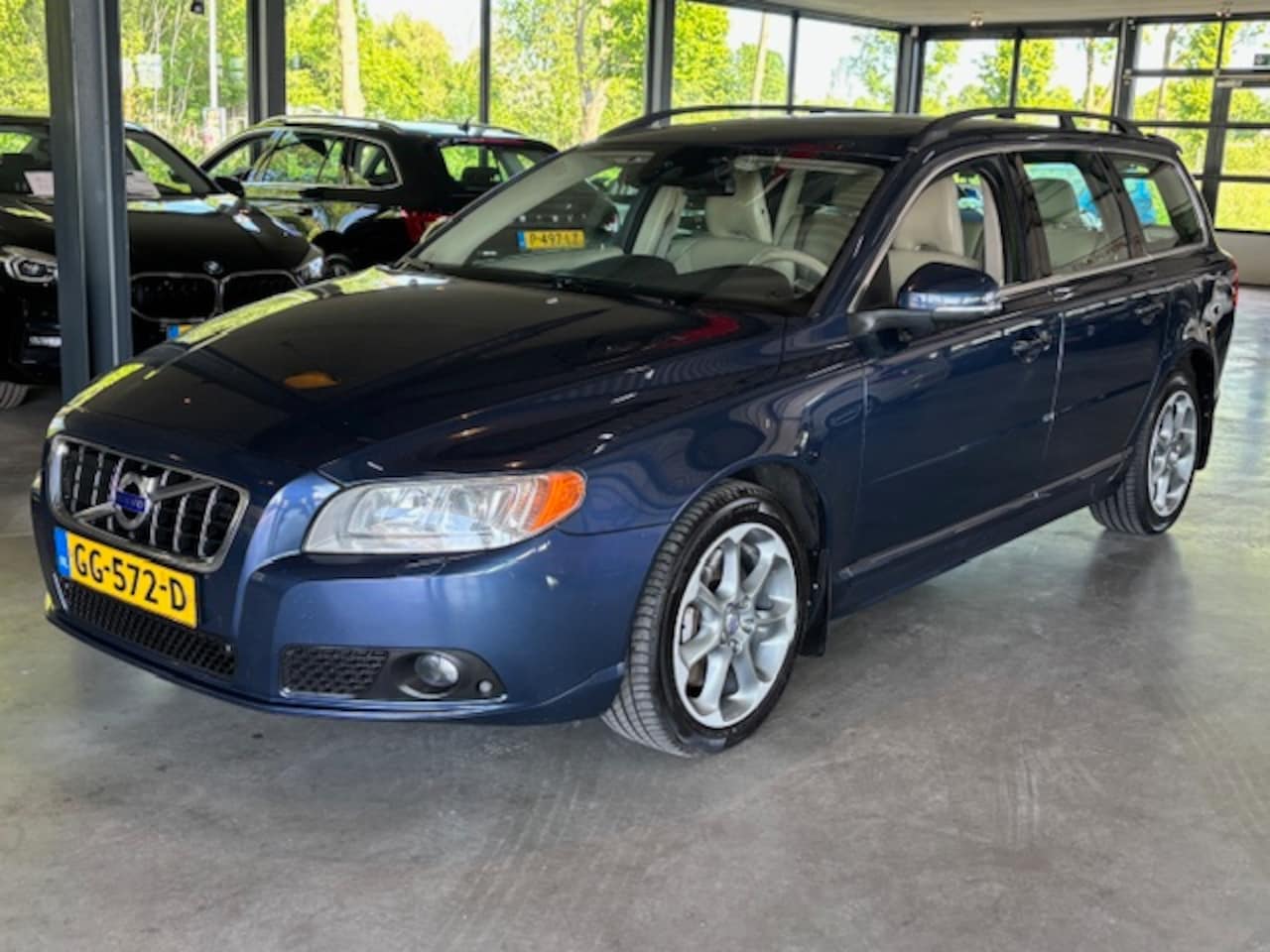 Volvo V70 - D5 Start/Stop 215pk Summum Vol - AutoWereld.nl