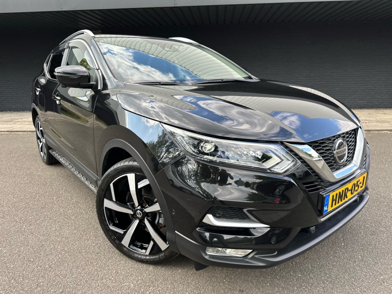 Nissan Qashqai - 1.3 DIG-T N-Connecta - AutoWereld.nl