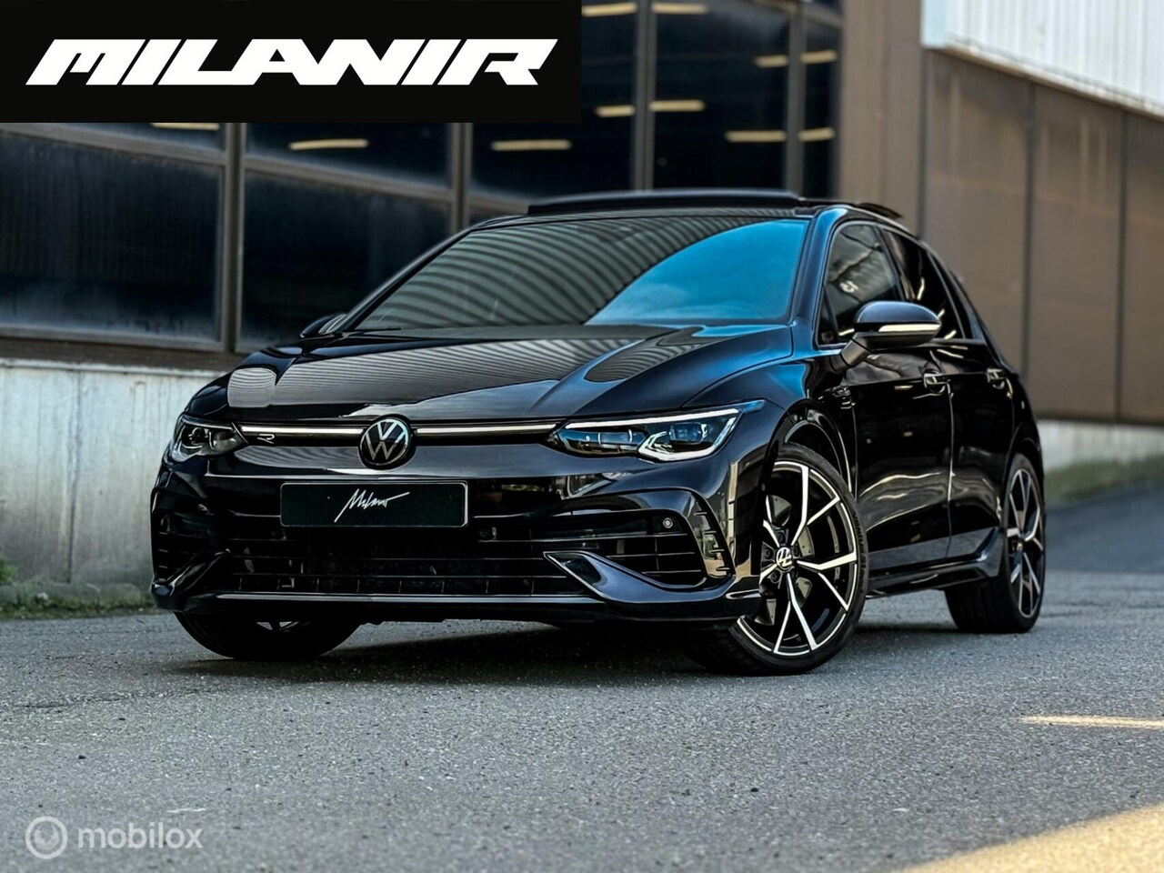 Volkswagen Golf - 2.0 R 4 Motion |Pano |AKRA|Drift|Leder|HUD|H&K - AutoWereld.nl