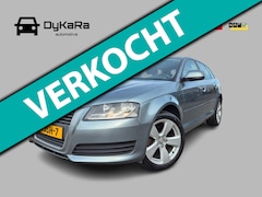 Audi A3 Sportback - 1.6 Attraction Business Edition Trekhaak Clima Cruise NAP