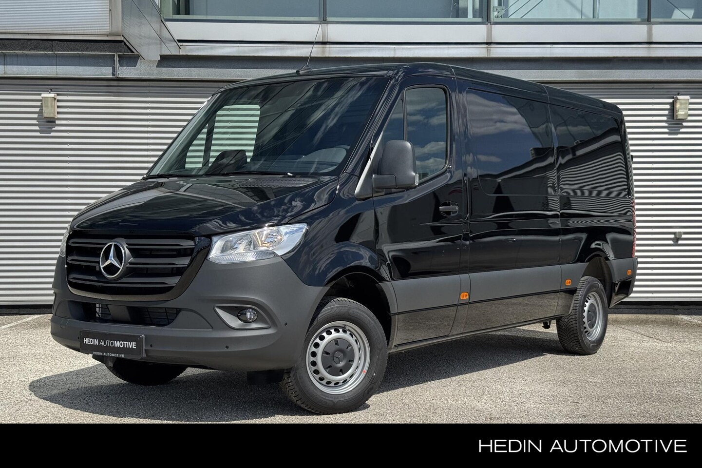 Mercedes-Benz Sprinter - 315 L2 Automaat RWD Pro | Winterpakket | Parkeerpakket met achteruitrijcamera | Smartphone - AutoWereld.nl