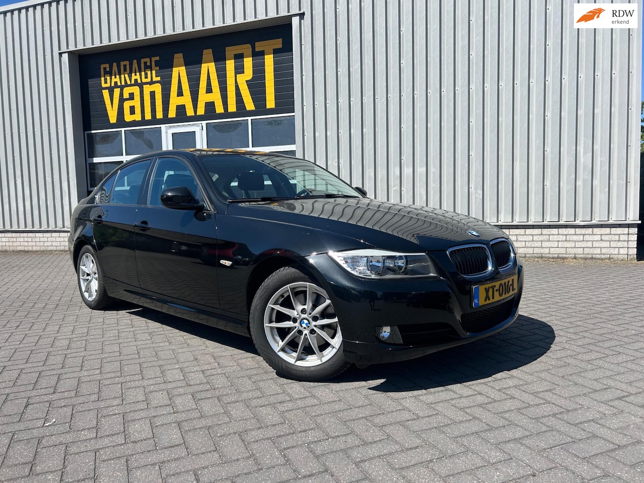 BMW 3-serie - 316i M Line | LEER | CLIMATE | - AutoWereld.nl