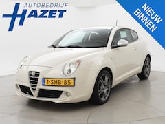 Alfa Romeo MiTo - 1.4 DISTINCTIVE 6-BAK + 17 INCH | SPORTSTOELEN | CRUISE CONTROL | AIRCO
