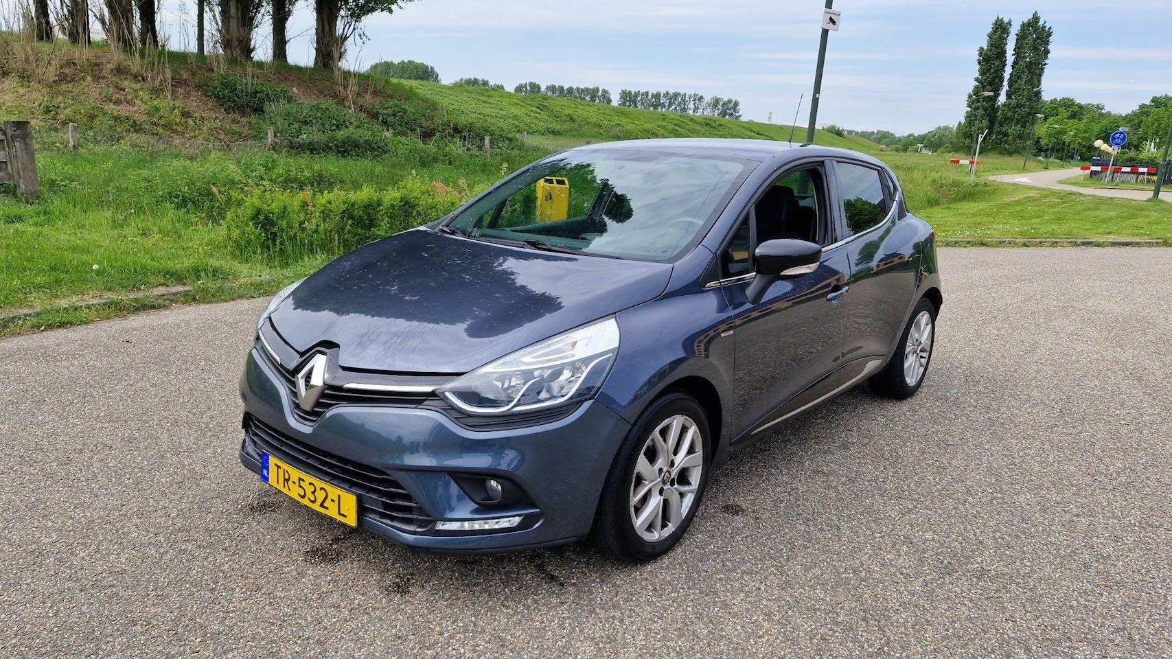 Renault Clio - 0.9 TCe Limited 0.9 TCe Limited - AutoWereld.nl