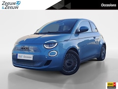 Fiat 500 - La Prima 42 kWh 100% fun, 100% electrisch | Pano dak | Parkeersensoren voor & achter | Met