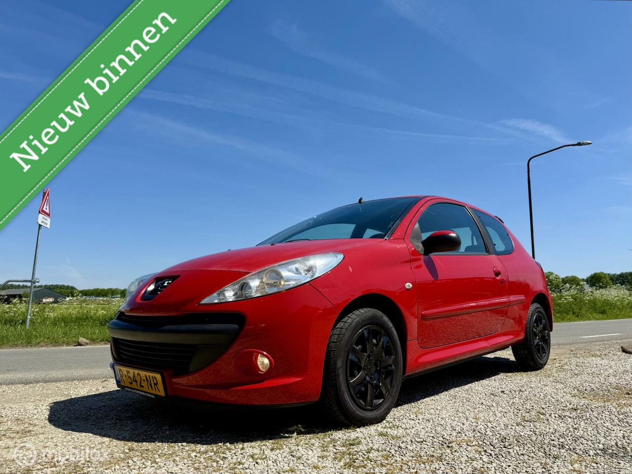 Peugeot 206 - 1.1 XS, BJ 2010, Airco, Lage km, APK Jul 2026 - AutoWereld.nl