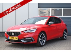 Seat Leon - 1.5 eTSI FR Launch Edition Tech/pack Led Camera Stoelverwarming