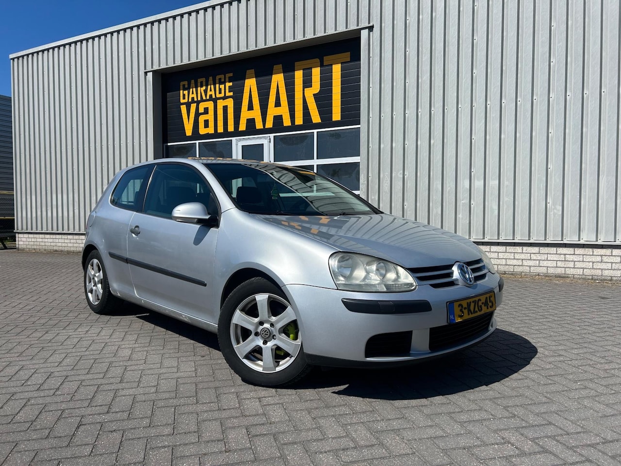 Volkswagen Golf - 1.6 FSI Trendline | CLIMATE | STOELVERW | APK 05-2026 | - AutoWereld.nl