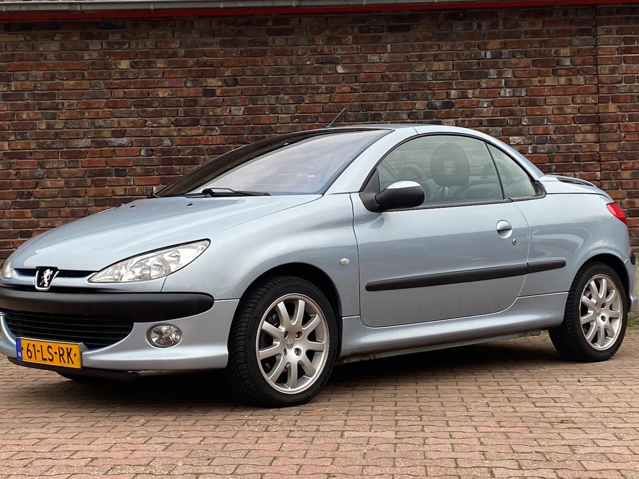 Peugeot 206 CC - 2.0-16V 2.0-16V - AutoWereld.nl