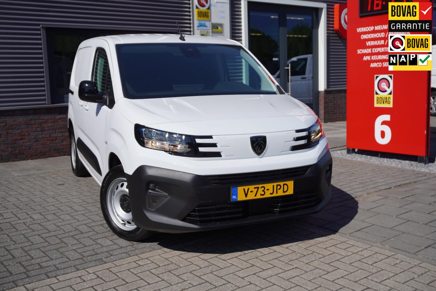 Peugeot Partner - 1.5 BlueHDi 100 S&S L1 1.5 BlueHDi 100 S&S L1 - AutoWereld.nl