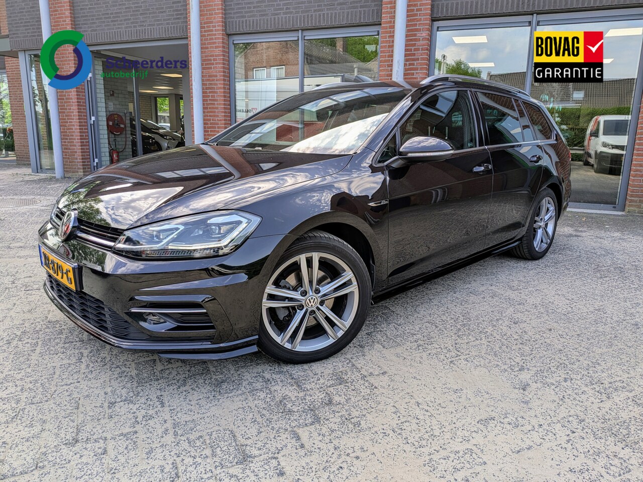 Volkswagen Golf Variant - 1.5 TSI Highline Business R-Line 150 pk - AutoWereld.nl