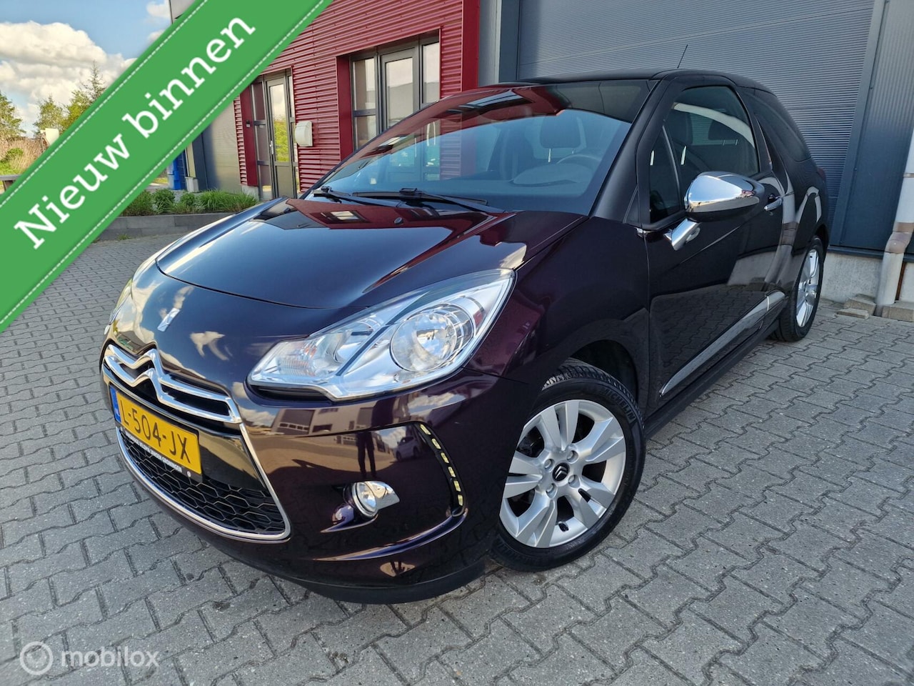 Citroën DS3 - 1.2 PureTech So Chic/ Trekhaak/ Lage KM stand - AutoWereld.nl