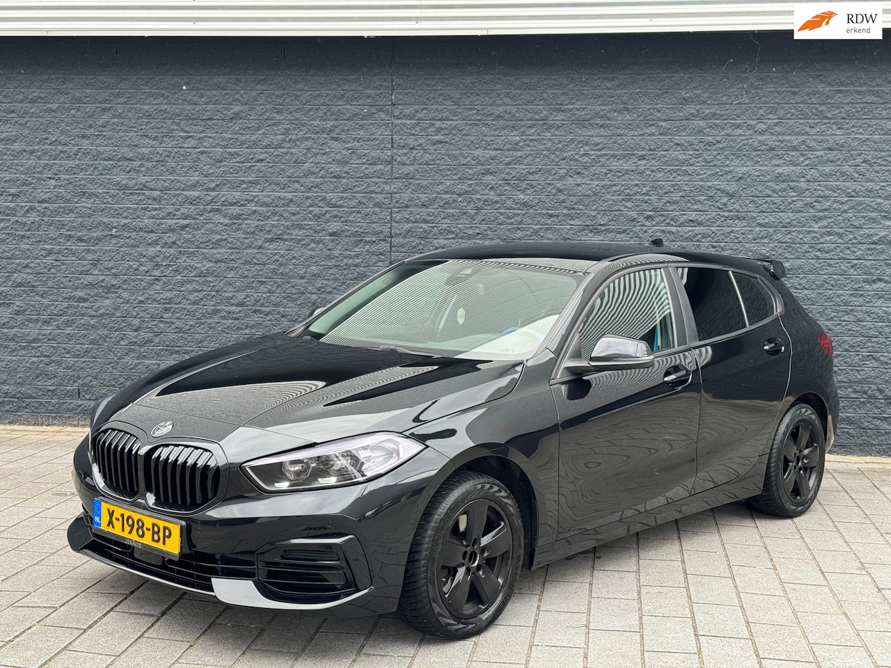 BMW 1-serie - 116d High Executive Edition 116d High Executive Edition - AutoWereld.nl