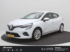 Renault Clio - 1.6 E-Tech Hybrid 140 Intens / Trekhaak / Automaat / Navigatie middels Apple CarPlay & And