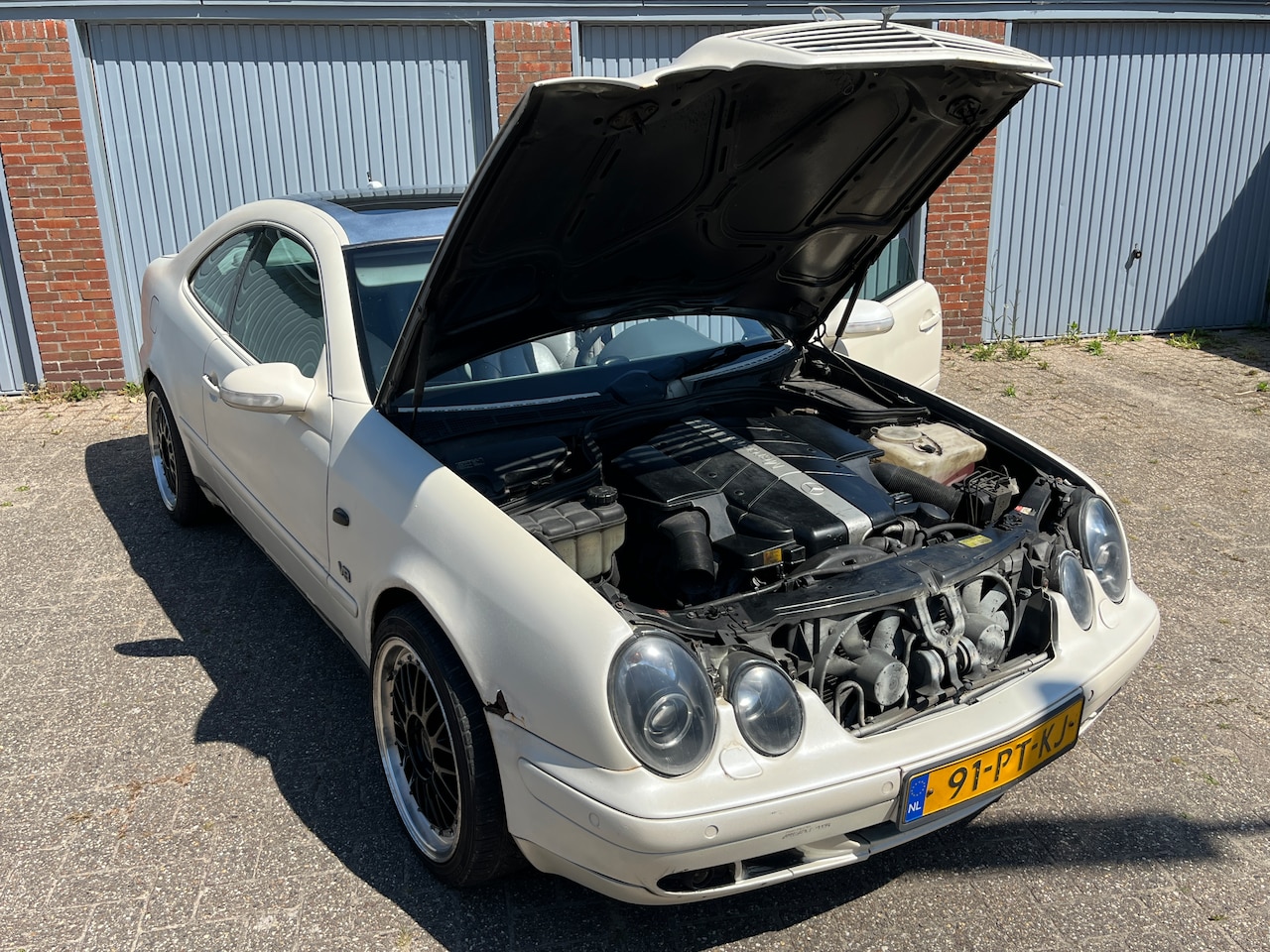 Mercedes-Benz CLK-klasse Coupé - 430 Elegance 4.3 V8 - AutoWereld.nl