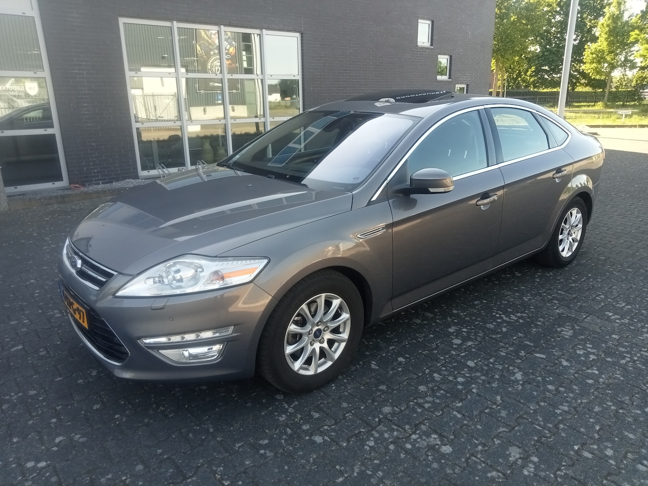 Ford Mondeo - 1.6 TDCi ECOnetic Lease Platinum Trekhaak Schuift/Kanteldak 2013 - AutoWereld.nl