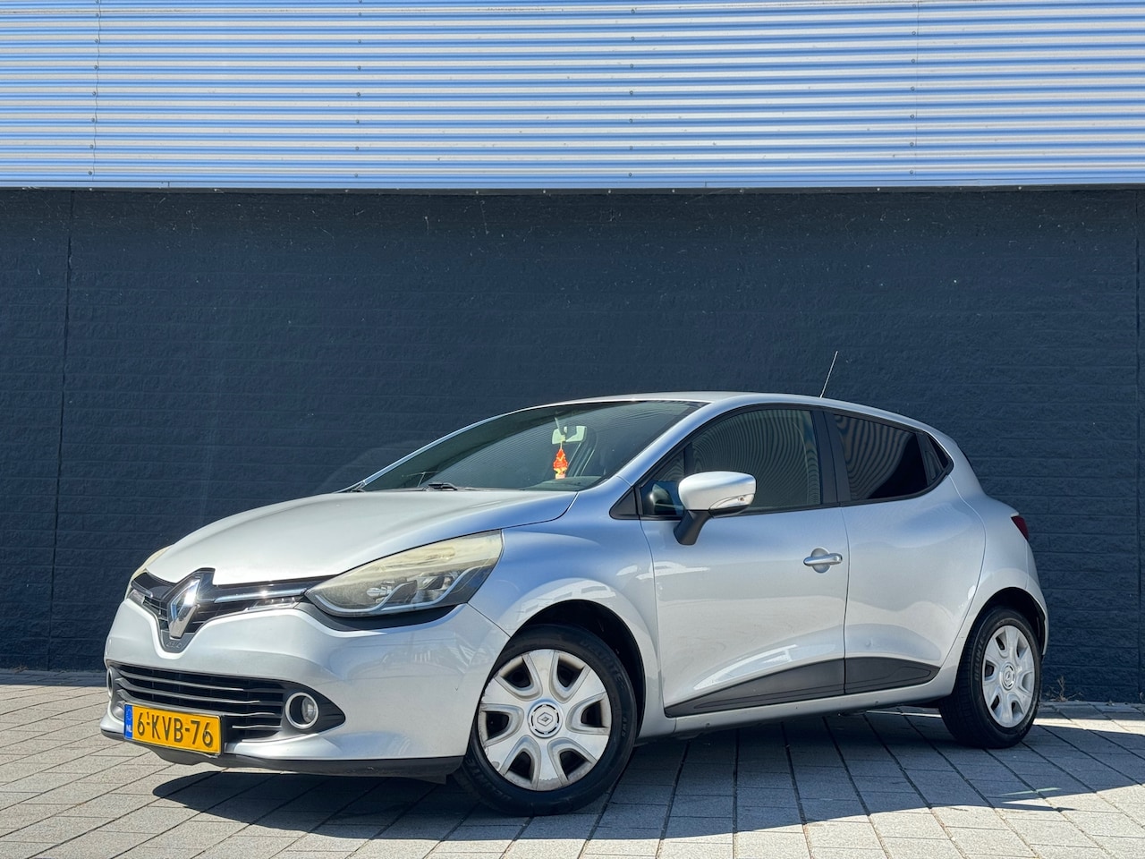 Renault Clio - 1.5 dCi ECO LED/NETTE STAAT - AutoWereld.nl