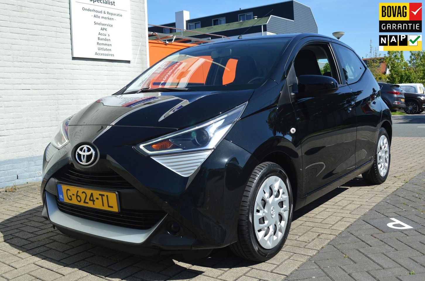 Toyota Aygo - 1.0 VVT-i x-play limited / BOVAG RIJKLAARPRIJS - AutoWereld.nl