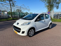 Peugeot 107 - 1.0-12V XR
